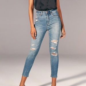 Abercrombie & Fitch Super Skinny ankle high rise 26R